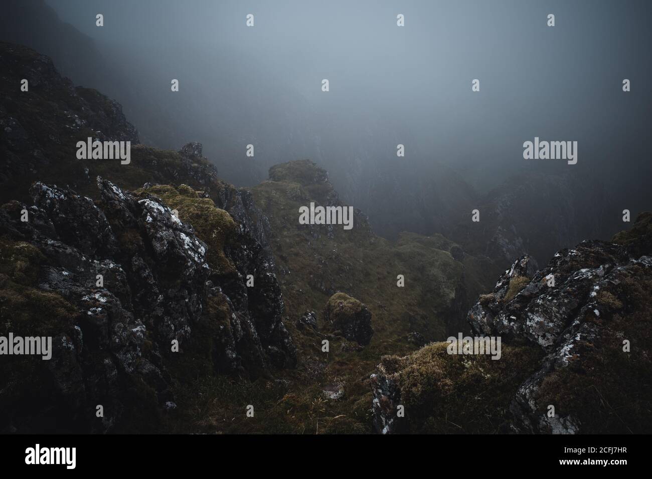 Misty Gully su Aonach Eagach, Glencow, Highlands scozzesi Foto Stock
