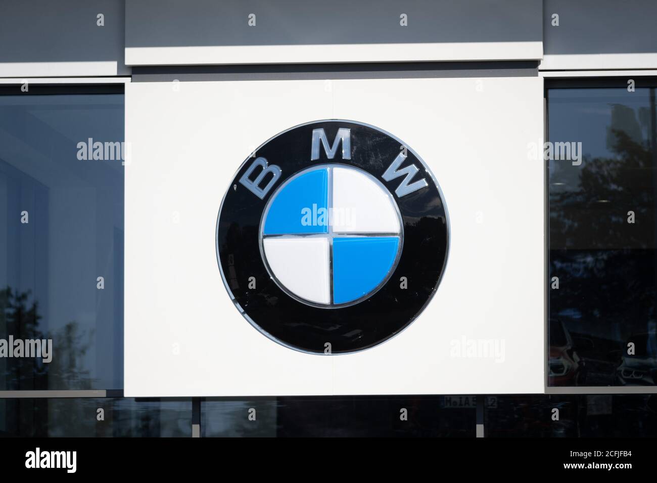 Un cartello BMW auto garage. Foto Stock