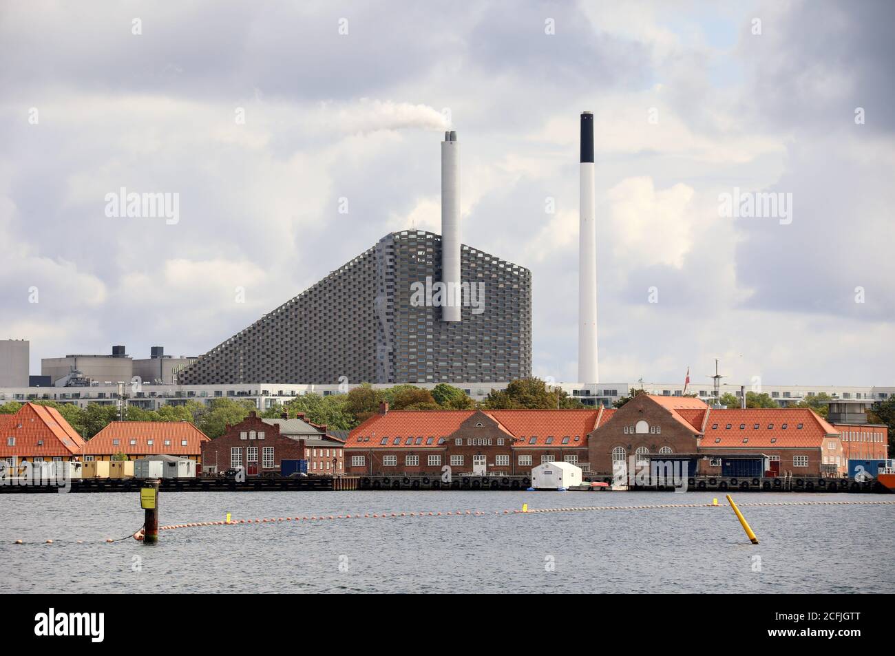Rifiuti di Amager Bakke alla centrale elettrica di Copenhagen Foto Stock