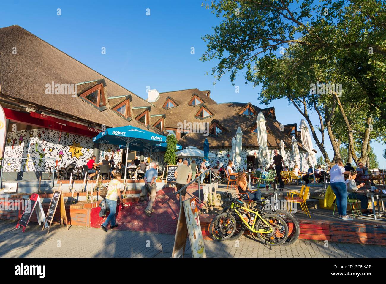 Neusiedl am See: Ristorante 'Pop up' a Neusiedler See (Lago Neusiedl) a Neusiedler See (Lago Neusiedl), Burgenland, Austria Foto Stock
