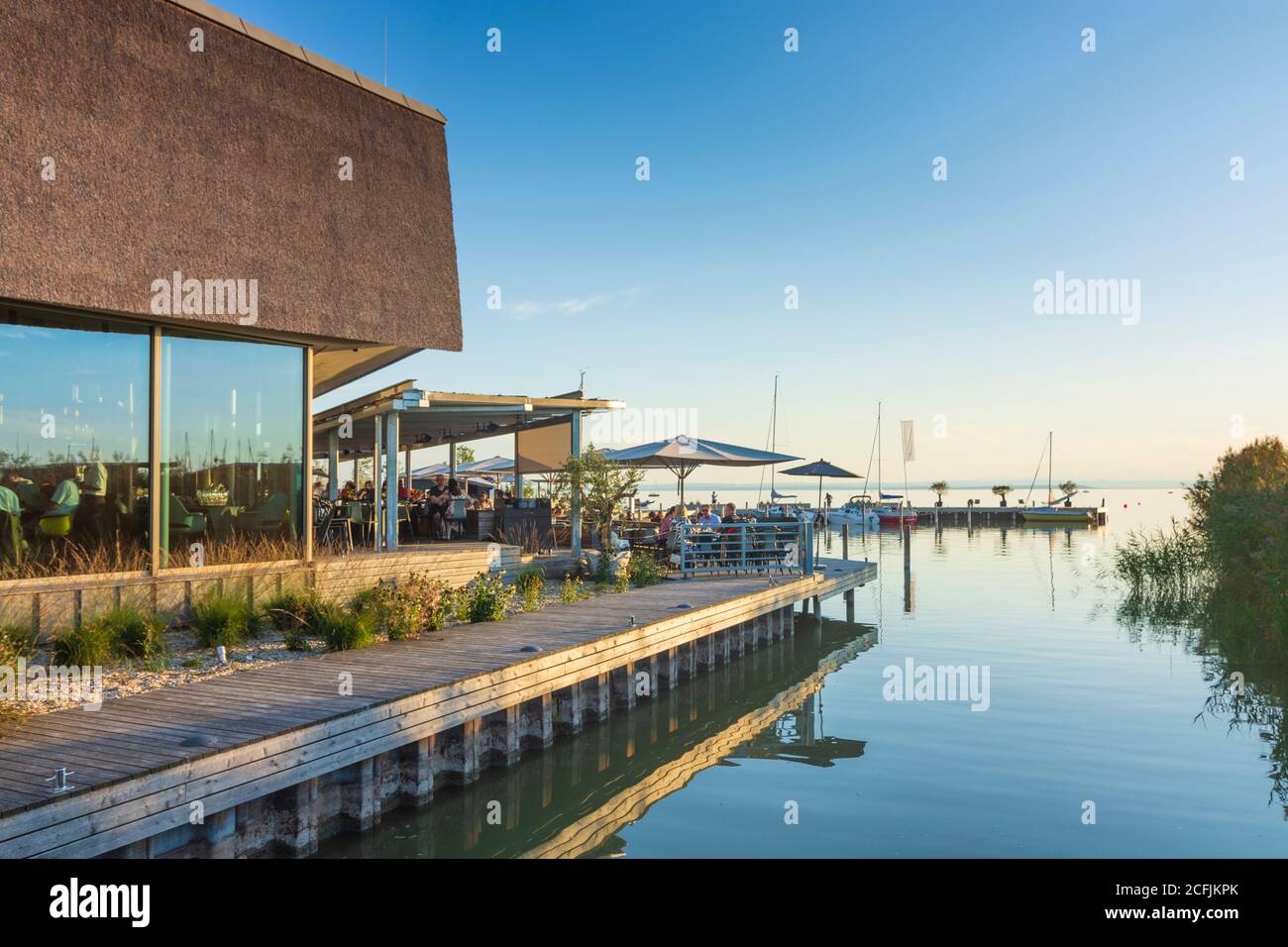 Weiden am See: Ristorante 'Das Fritz' a Neusiedler See (Lago Neusiedl) a Neusiedler See (Lago Neusiedl), Burgenland, Austria Foto Stock