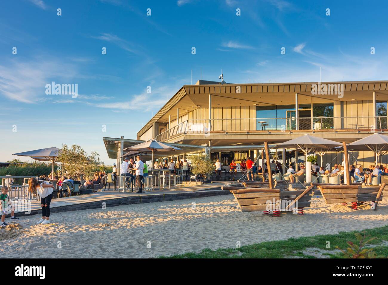 Weiden am See: Ristorante 'Das Fritz' a Neusiedler See (Lago Neusiedl) a Neusiedler See (Lago Neusiedl), Burgenland, Austria Foto Stock