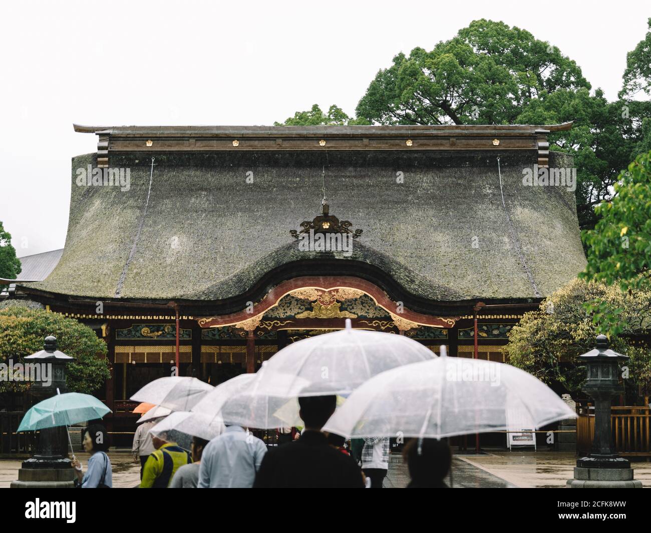 Dazaifu, Fukuoka, Giappone - Santuario di Dazaifu Tenmangu. Dedicato a studioso e politico. I visitatori pregano per il successo degli esami e dei risultati accademici. Foto Stock