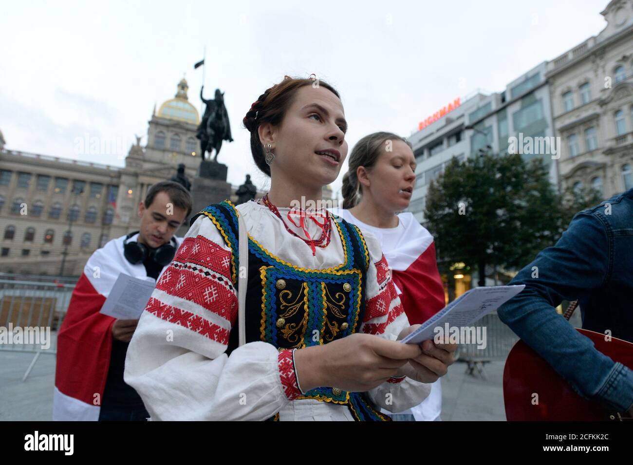 Praga, Repubblica Ceca. 05 settembre 2020. Le donne bielorusse che vivono nella Repubblica Ceca sostengono la Bielorussia, che protestano e chiedono libertà e giustizia a Praga, Repubblica Ceca, 5 settembre 2020. Credit: Katerina Sulova/CTK Photo/Alamy Live News Foto Stock