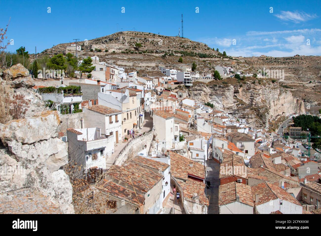 Vista di Alcala del Jucar (Albacete), uno dei più bei villaggi rurali della Spagna. Castiglia-la Mancha. Foto Stock