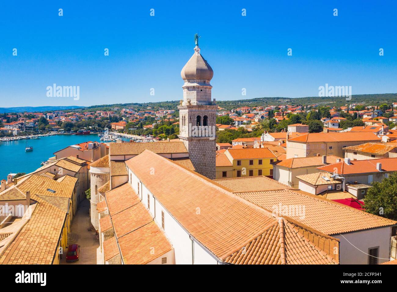 Vista panoramica della città vecchia di Krk in Croazia Foto Stock