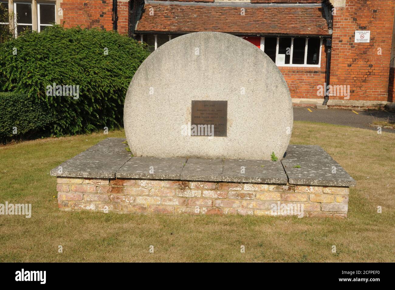 Memoriale ai lavoratori di Bush Beake Allen Ltd, Long Melford, Suffolk Foto Stock