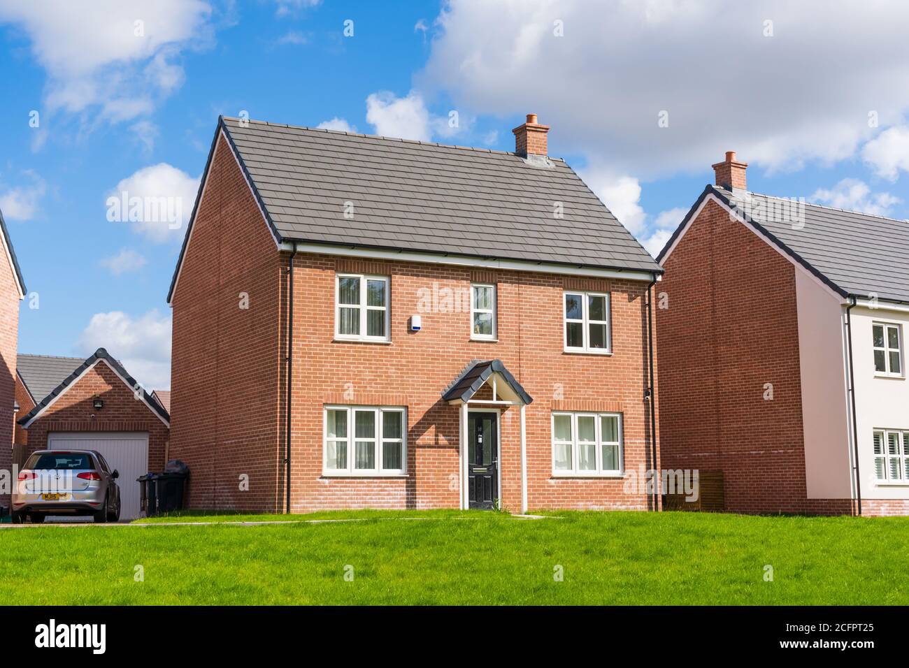 Nuova costruzione casa indipendente nel nuovo Stortford Fields casa di sviluppo immobiliare in Bishop's Stortford, Hertfordshire. REGNO UNITO Foto Stock