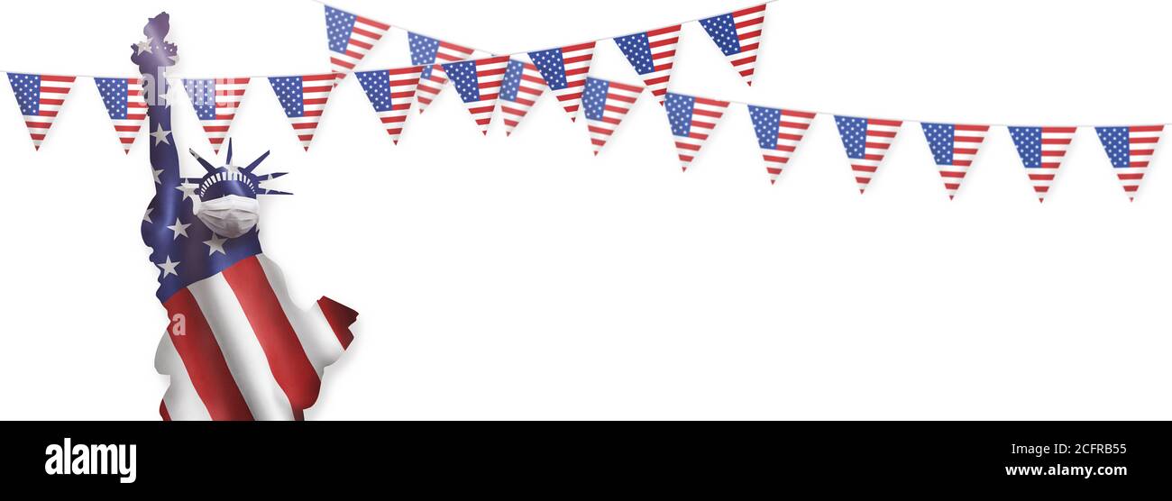 Festa nazionale americana. BANDIERE AMERICANE con stelle americane, strisce e colori nazionali. Statua della libertà con maschera facciale. Giorno dell'indipendenza. 4 luglio. Foto Stock