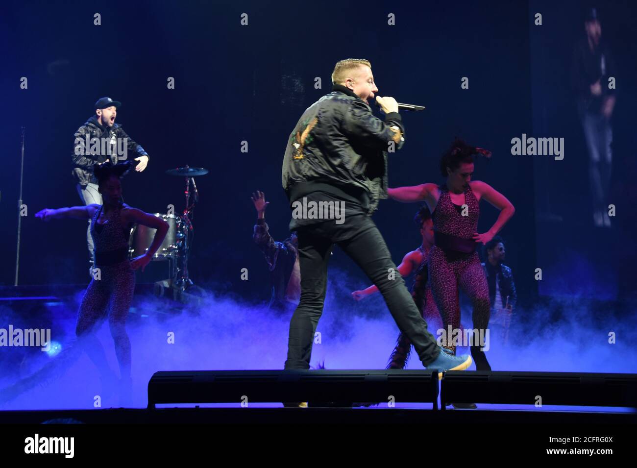 Milano Italia 04/04/2016 : concerto dal vivo dei Macklemore e Ryan Lewis al Forum Assago Foto Stock