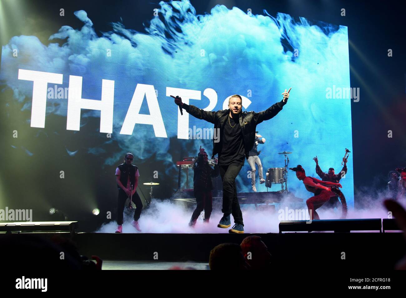 Milano Italia 04/04/2016 : concerto dal vivo dei Macklemore e Ryan Lewis al Forum Assago Foto Stock