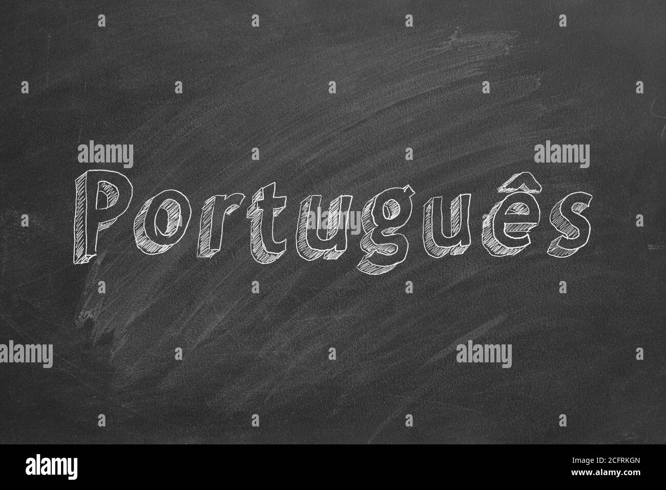 "Portugues" scritto con gesso sulla lavagna Foto Stock
