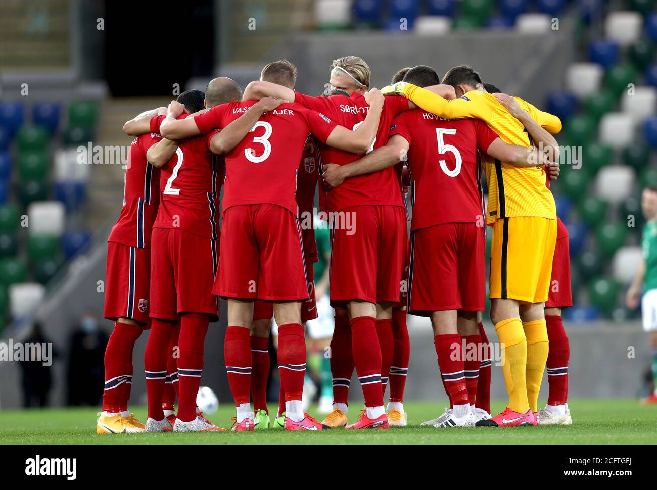 La squadra norvegese si riunirà prima dell'inizio della UEFA Nations League Group 1, League B match a Windsor Park, Belfast. Foto Stock