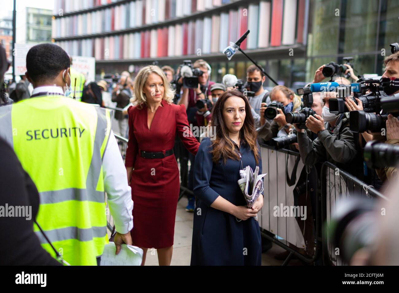 Fiancée Stella Moris fuori della vecchia corte criminale di Bailey, udienza di estradizione per Julian Assange, Londra, 7 settembre 2020 Foto Stock