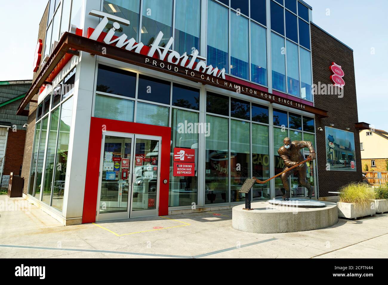 Firma fuori della posizione del primo ristorante Tim Hortons a Hamilton, Ontario, Canada, Foto Stock