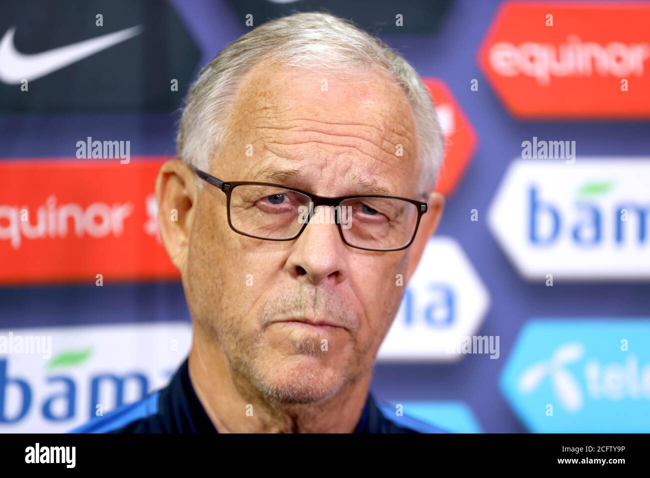 Il manager norvegese Lars Lagerback parla alla stampa dopo la partita della UEFA Nations League Group 1, League B a Windsor Park, Belfast. Foto Stock