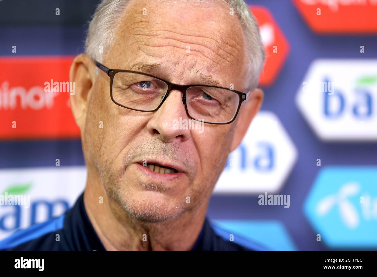 Il manager norvegese Lars Lagerback parla alla stampa dopo la partita della UEFA Nations League Group 1, League B a Windsor Park, Belfast. Foto Stock