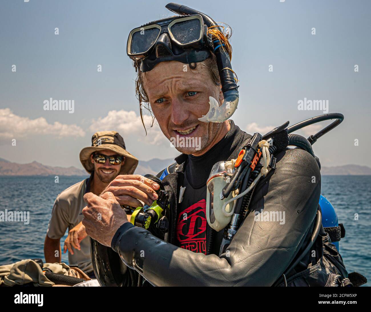 Immersioni durante il fuoco e draghi crociera del vero Nord, Isole Sunda, Indonesia Foto Stock