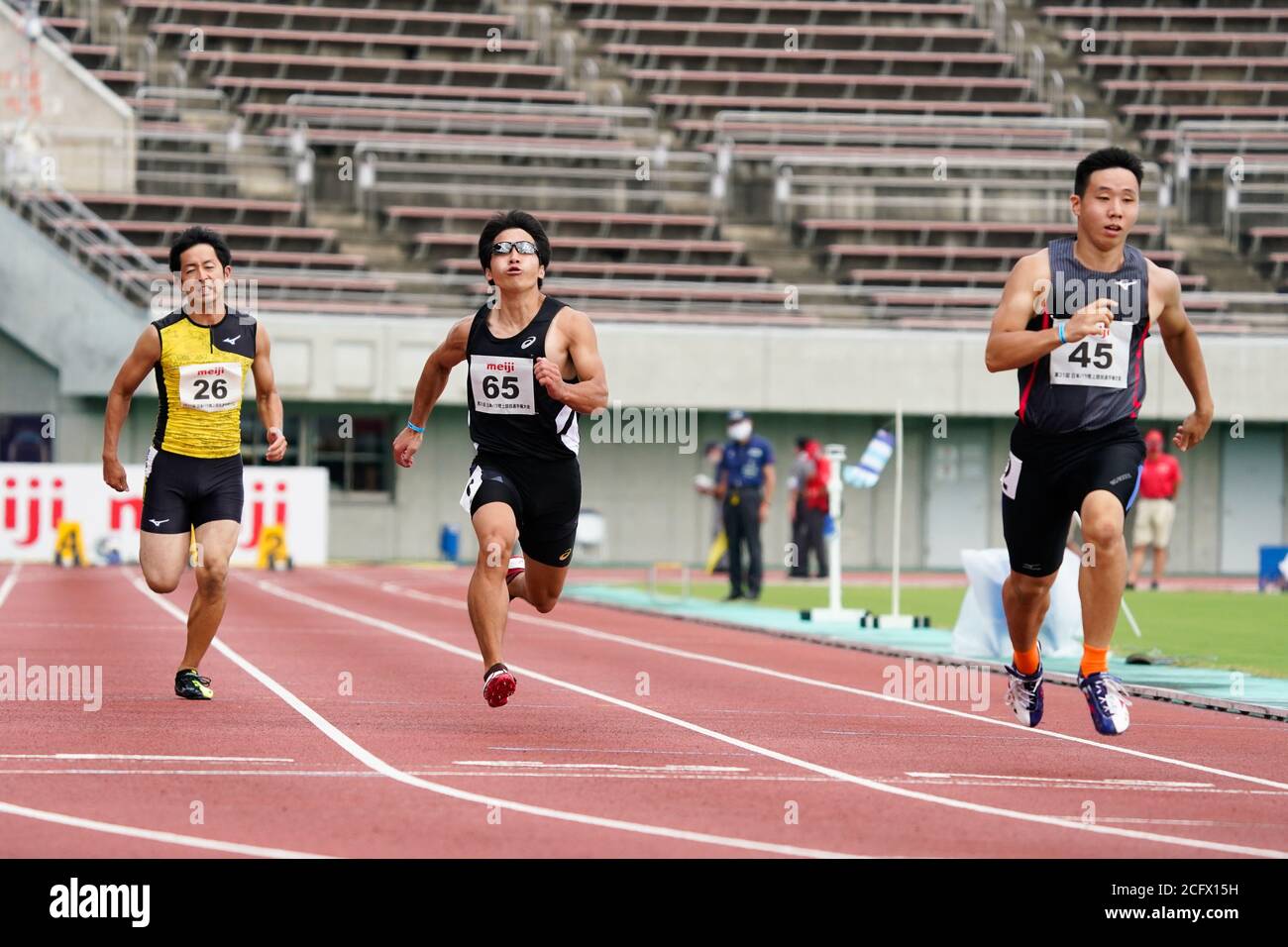 Kumagaya Giappone. 6 Settembre 2020. (L-R) Takuya Ueno (JPN), Yuta Sakaguchi (JPN), Ryoga Kawai (JPN), 6 settembre 2020 - Atletica : T13 finale da 100m per uomo al Track and Field Stadium del Kumagaya Sports and Culture Park durante i 2020 Campionati giapponesi di Para Athletics a Kumagaya Giappone. Credit: SportsPressJP/AFLO/Alamy Live News Foto Stock