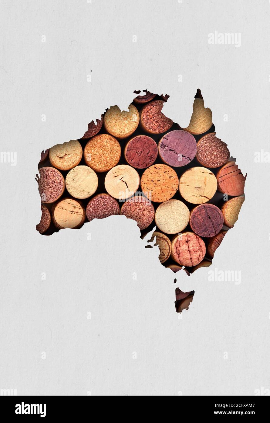 Tappi di vino che formano la mappa australiana Foto Stock