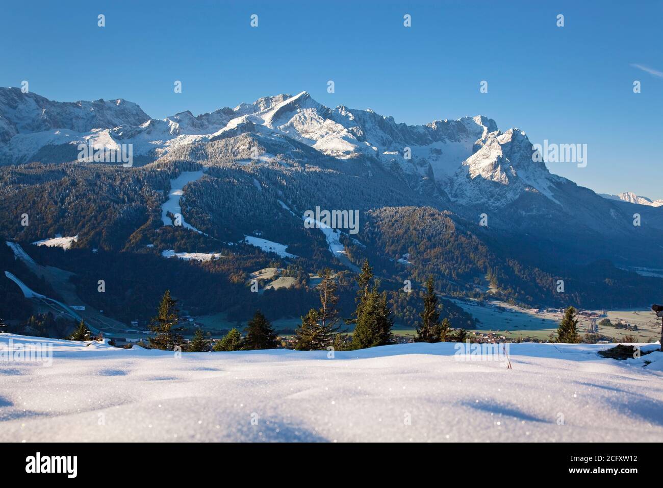 Geografia / viaggio, Germania, Baviera, alta Baviera, Zugspitzland, Alpi, colline alpine, Werdenfels, diritti aggiuntivi-clearance-Info-non-disponibile Foto Stock