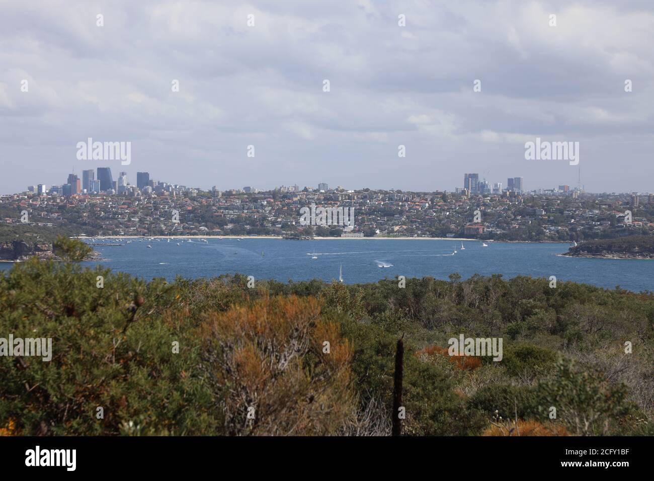 Vista verso Balmoral Beach, Mosman dal North Head Sanctuary, Manly. Foto Stock