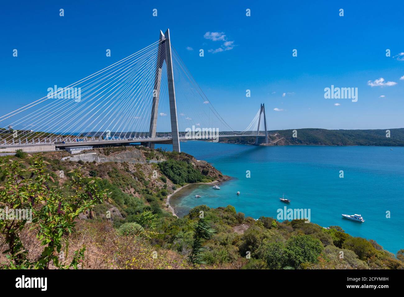 Il ponte Yavuz Sultan Selim nel quartiere Sariyer di Istanbul, Turchia Foto Stock