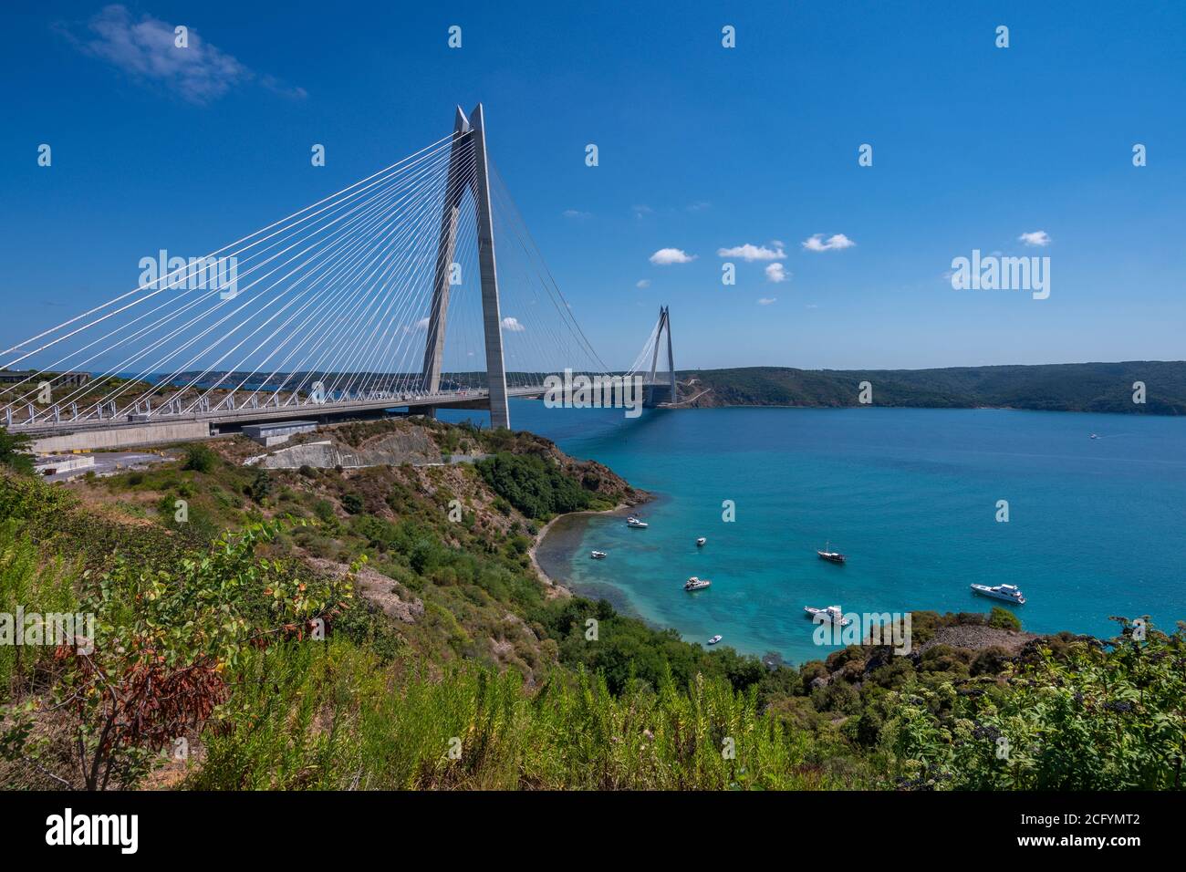 Il ponte Yavuz Sultan Selim nel quartiere Sariyer di Istanbul, Turchia Foto Stock
