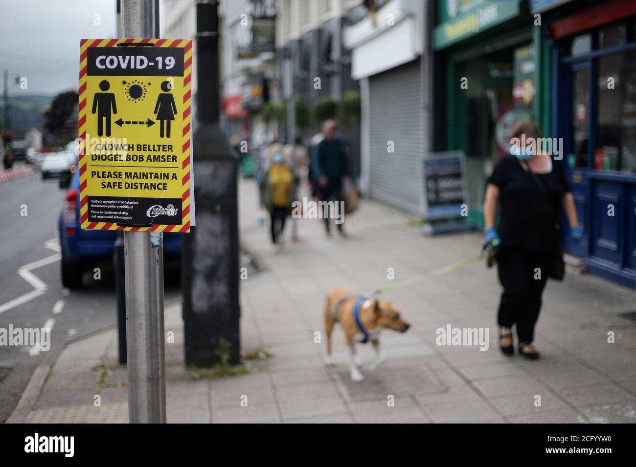 Blackwood, Regno Unito. 8 settembre 2020. Scene nel centro di Blackwood nel quartiere di Caerphilly come Galles 1st Lockdown locale nella zona di Caerphilly Borough in Galles da 18 stasera martedì 8 settembre 2020. Il blocco locale in questa zona è il primo blocco in Galles, poiché le restrizioni sono state attenuate. Solo per uso editoriale. pic di Andrew Orchard/Alamy Live News Foto Stock