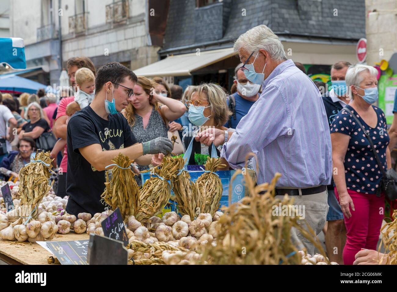 Francia, Indre et Loire, Valle della Loira dichiarata Patrimonio Mondiale dall'UNESCO, Tours, aglio e fiera del basilico, questa fiera è stata una tradizione dal Medio Foto Stock