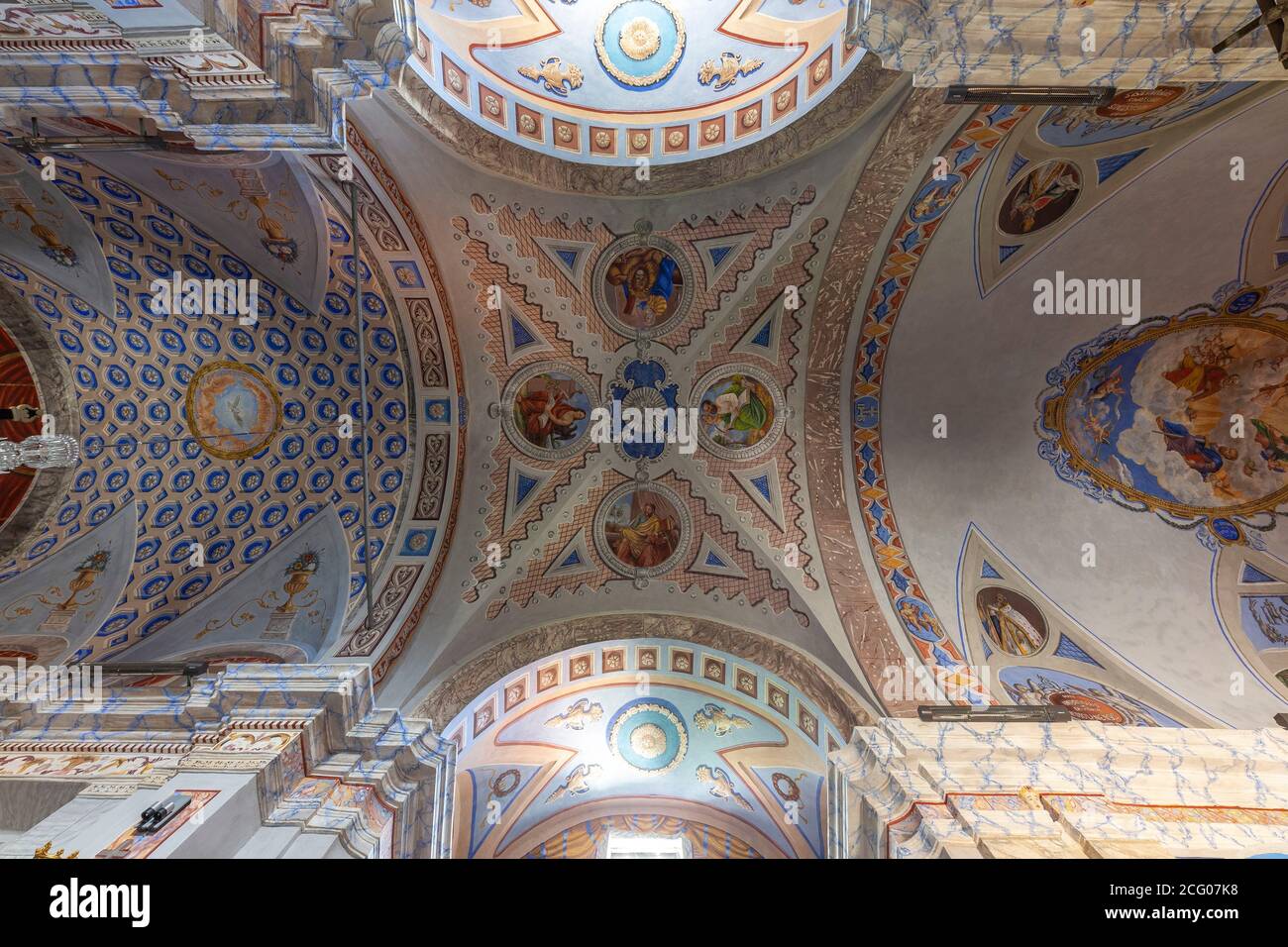 Francia, Haute-Corse, San Pietro di Venaco, la chiesa di San Pietro e San Paolo completamente restaurato Foto Stock