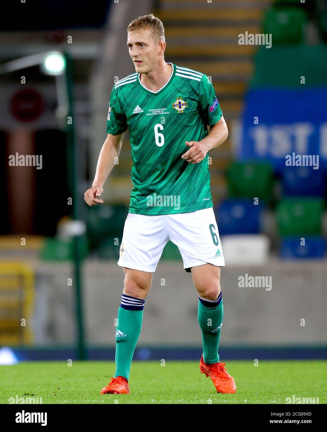 George Saville dell'Irlanda del Nord durante la UEFA Nations League Group 1, partita di campionato B al Windsor Park, Belfast. Foto Stock