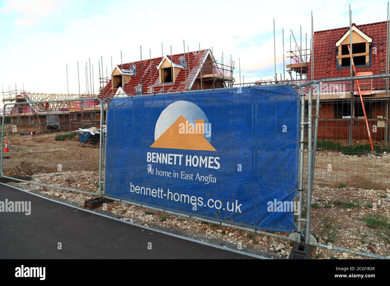 Bennett Homes, cantiere, nuove case, precedentemente terra agricola, Hunstanton, Norfolk, Inghilterra Foto Stock