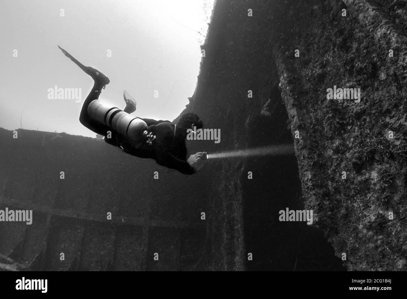 Subacqueo subacqueo subacqueo con relitto Foto Stock