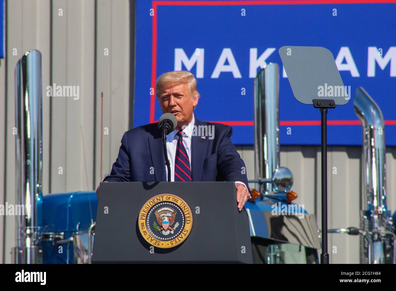 Il 45° presidente degli Stati Uniti Donald J. Trump parla ad un evento a Old Forge, Pa. Dove ha sbattuto il suo avversario Joe Biden, che è della zona. Foto Stock