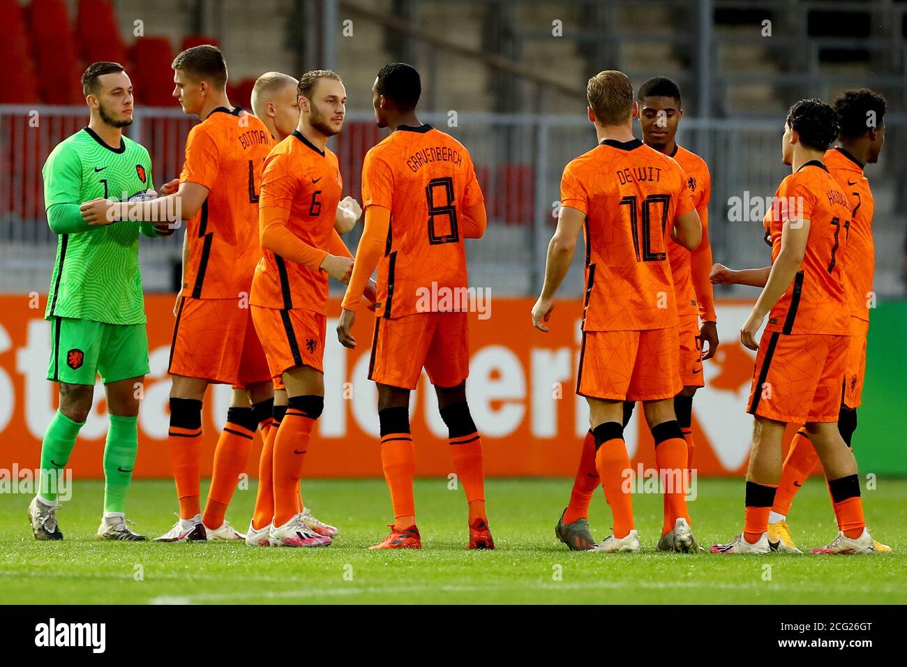 ALMERE, PAESI BASSI - 8 SETTEMBRE: Team Paesi Bassi durante la partita di qualificazione UEFA Euro Under 21 tra Paesi Bassi e Norvegia l'8 settembre 2020 ad Almere, Paesi Bassi. *** Local Caption *** Foto Stock