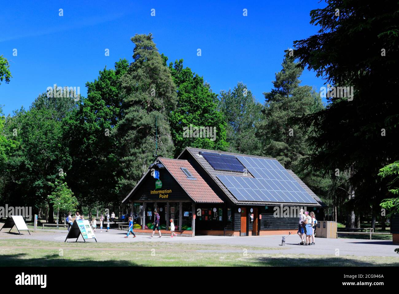 Vista del centro visitatori High Lodge, Thetford Forest, Thetford Town, Norfolk, Inghilterra, Regno Unito Foto Stock