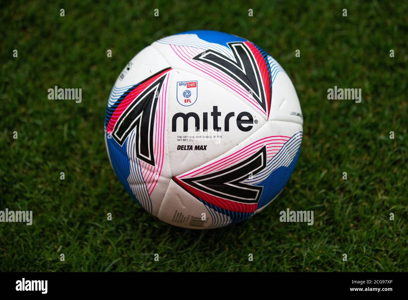Delta angolo max. Pallone ufficiale della EFL 2019/20. Foto Stock