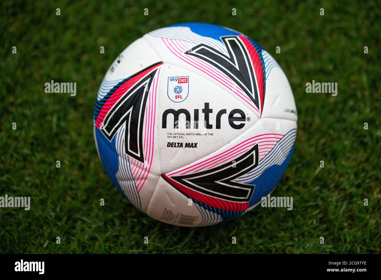 Delta angolo max. Pallone ufficiale della EFL 2019/20. Foto Stock