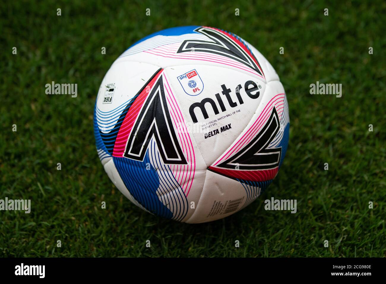 Delta angolo max. Pallone ufficiale della EFL 2019/20. Foto Stock