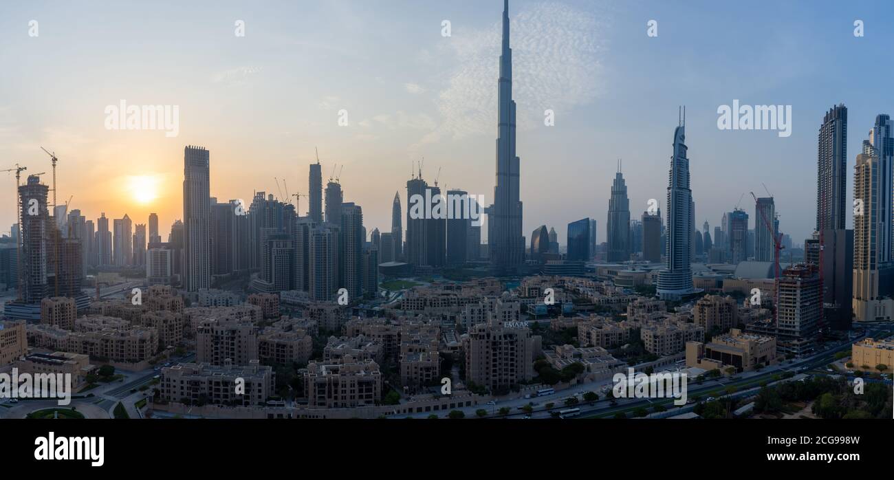 A Che Ora Tramonta Il Sole A Dubai