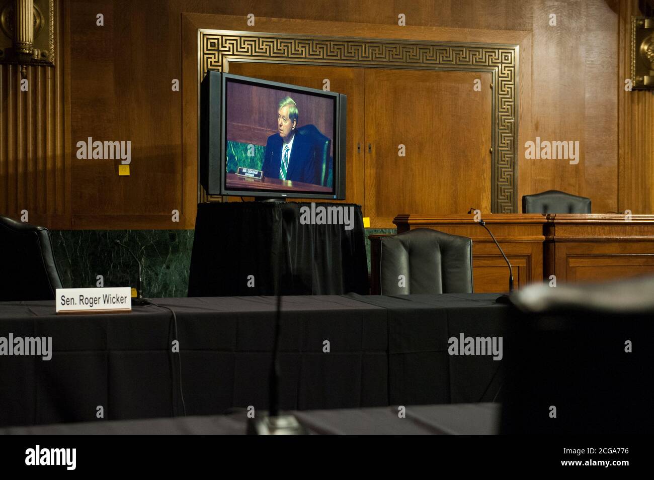 Washington, Stati Uniti d'America. 09 settembre 2020. Il senatore degli Stati Uniti Lindsey Graham (Repubblicano della Carolina del Sud), Presidente del Comitato giudiziario del Senato degli Stati Uniti, sovrintende a un'audizione delle candidature di un comitato presso il Dirksen Senate Office Building di Capitol Hill a Washington, DC., mercoledì 9 settembre 2020. Credit: Rod Lamkey/CNP | Usage worldwide Credit: dpa/Alamy Live News Foto Stock