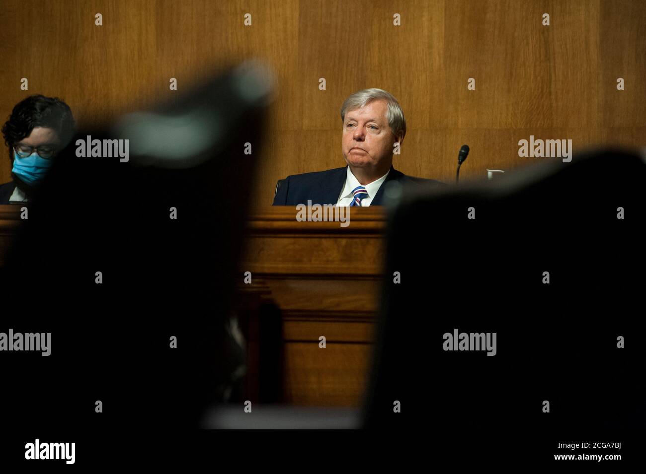 Washington, Stati Uniti d'America. 09 settembre 2020. Il senatore degli Stati Uniti Lindsey Graham (Repubblicano della Carolina del Sud), Presidente del Comitato giudiziario del Senato degli Stati Uniti, sovrintende a un'audizione delle candidature presso il Dirksen Senate Office Building di Capitol Hill a Washington, DC., mercoledì 9 settembre 2020. Credit: Rod Lamkey/CNP | Usage worldwide Credit: dpa/Alamy Live News Foto Stock