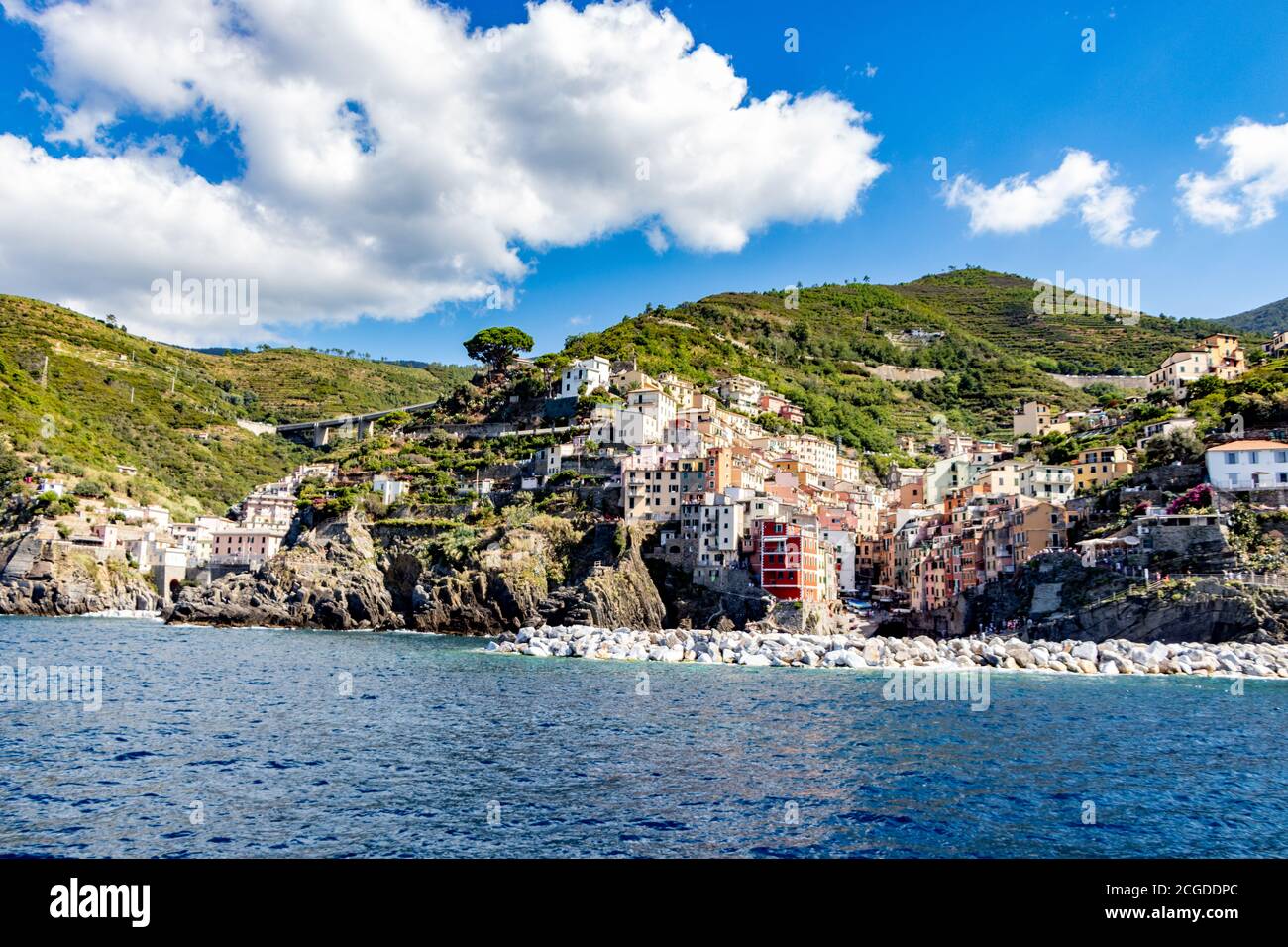 Riomaggiore, una delle 5 terre della Liguria. Foto di alta qualità Foto Stock