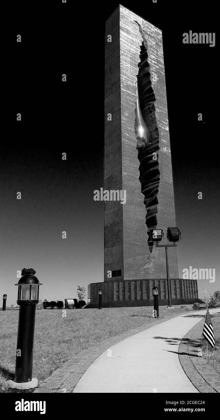 Tear Tower, Tear Drop o Tear of Grimef 9/11 memoriale donato dall'artista russo agli stand degli Stati Uniti ora a Bayonne, NJ Foto Stock