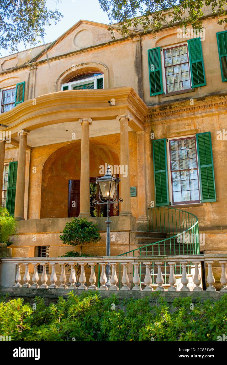 La Owens Thomas House and Slave Quarters on Oglethorpe Square è una dimora storica nel quartiere storico di Savannah, Georgia, Stati Uniti. Foto Stock