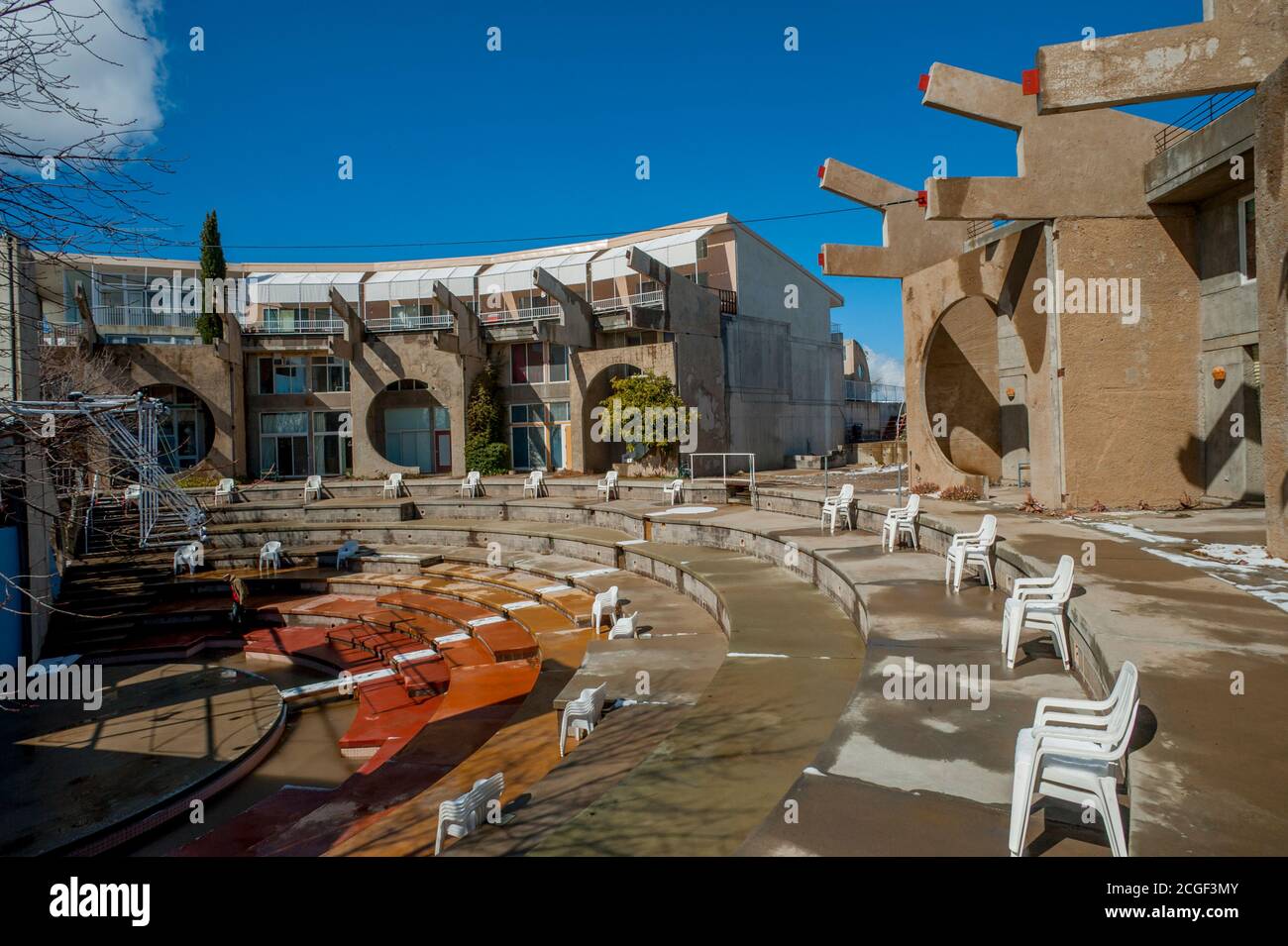Il teatro di Arcosanti, una città sperimentale proiettata nella contea di Yavapai, Arizona centrale, 70 miglia a nord di Phoenix, Stati Uniti. Foto Stock