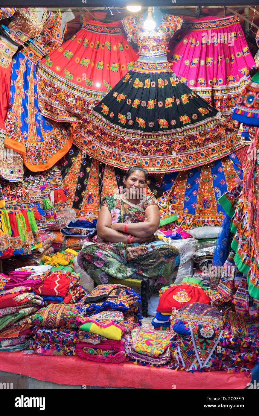 Legge Giardino Notte Mercato Ahmedabad Gujarat India Foto Stock