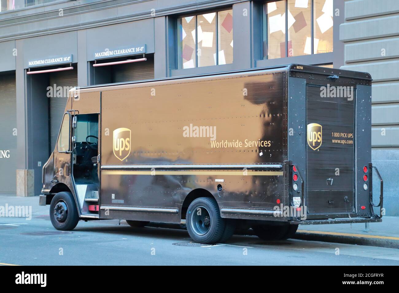 Un furgone UPS a San Francisco, USA Foto Stock