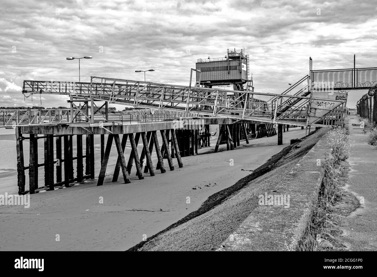 Disuso porto traghetto sito di atterraggio a Fleetwood. Foto Stock